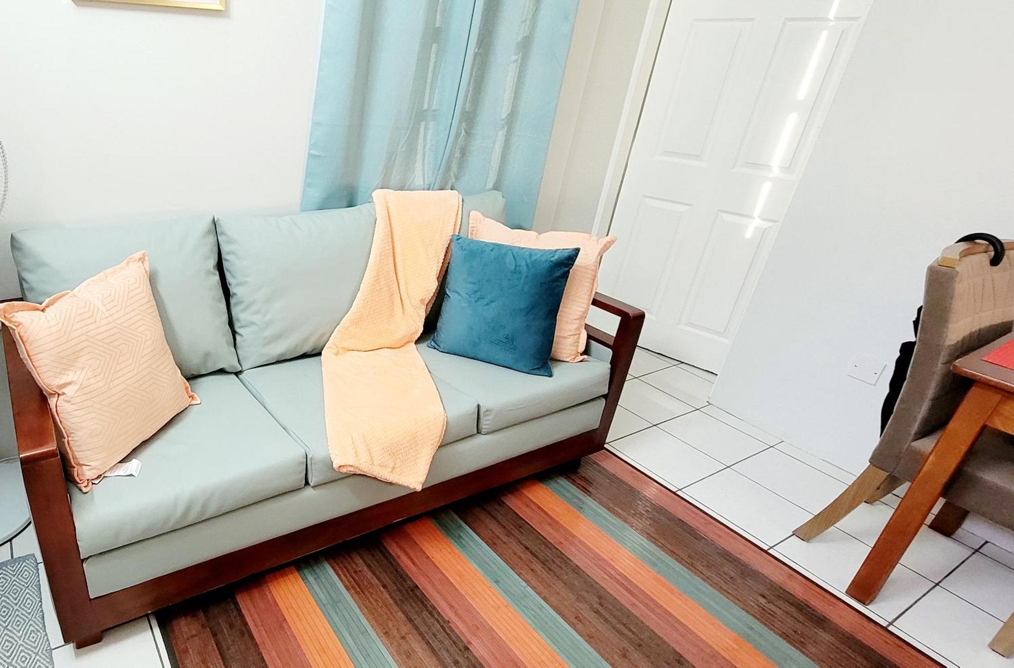 Silver View Apartments St. George's Экстерьер фото